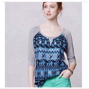 ANTHROPOLOGIE “Lamai Embroidered Tee” - Grey Motif